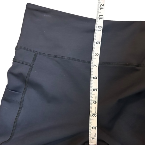 Zyia Pocket Brilliant High Rise 24" Leggings - Picture 11 of 12